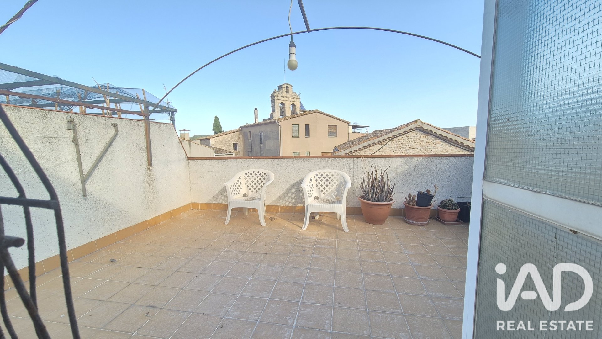 Radhus i Castellet i la Gornal, Barcelona, Spanien 5 sovrum, 129 kvm. Nr. 193466