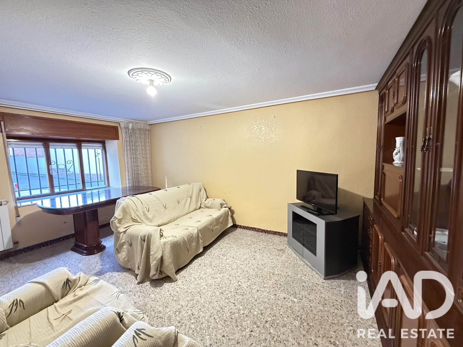 Сasa en Villamañán, León, España 3 dormitorios, 402 m2 No. 193470