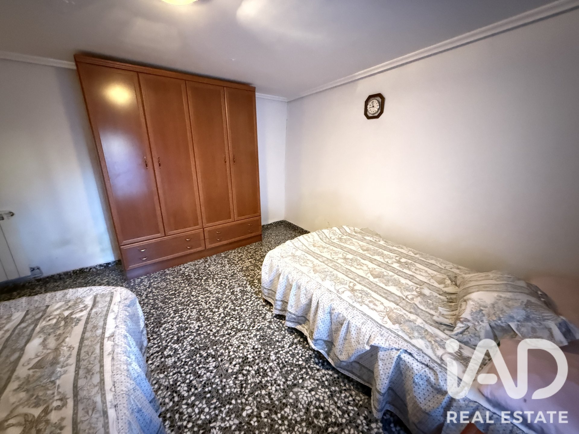 Сasa en Villamañán, León, España 3 dormitorios, 402 m2 No. 193470