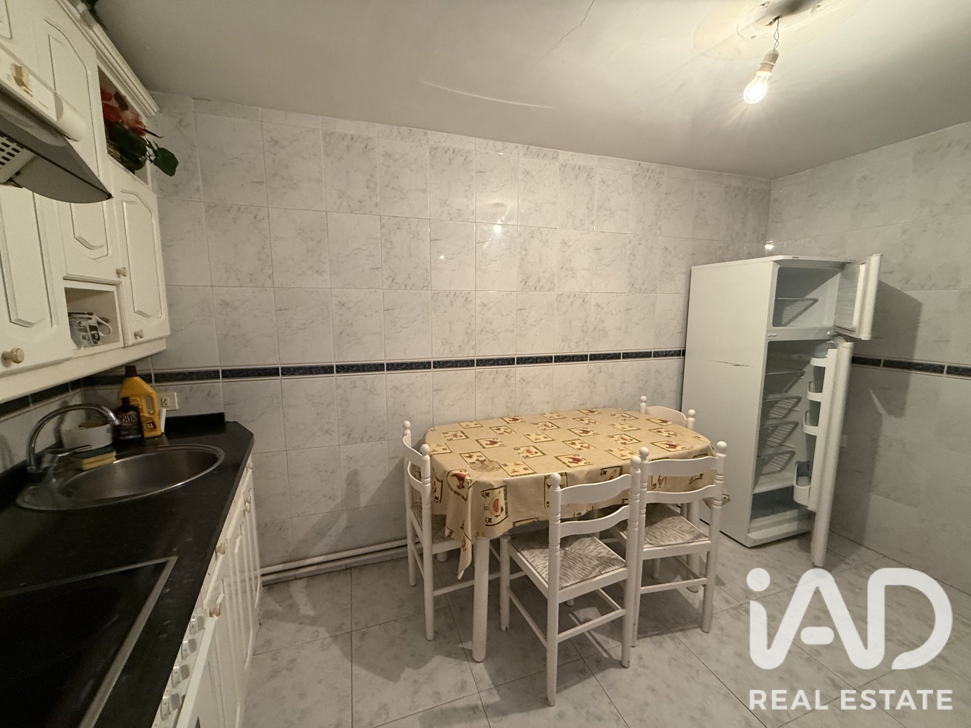 Сasa en Villamañán, León, España 3 dormitorios, 402 m2 No. 193470