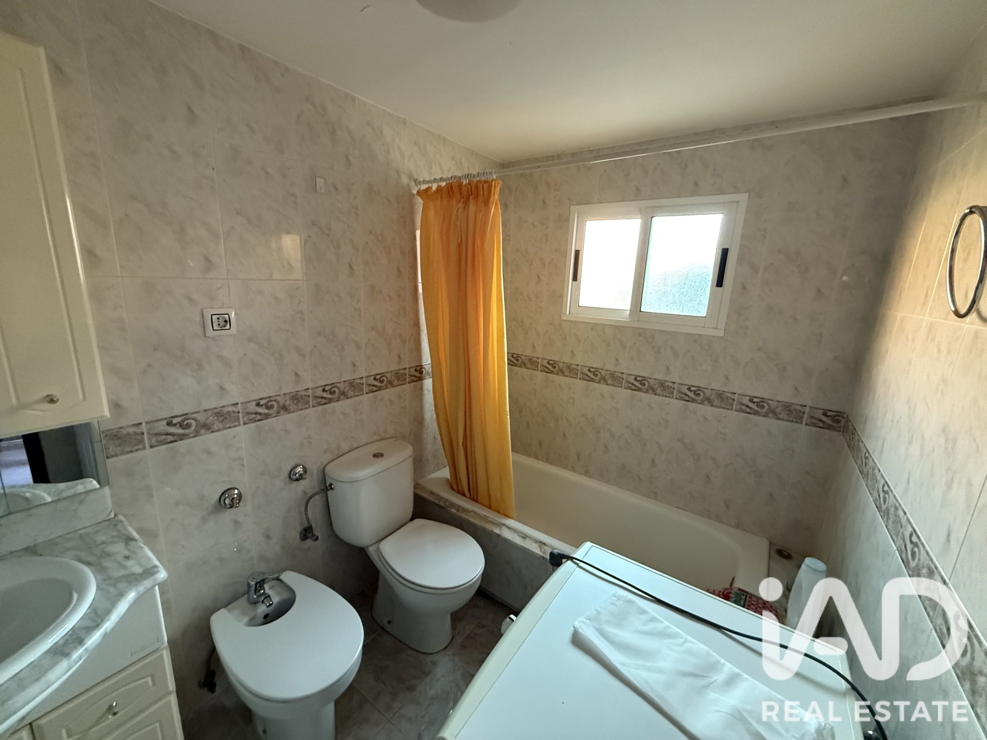 Сasa en Villamañán, León, España 3 dormitorios, 402 m2 No. 193470