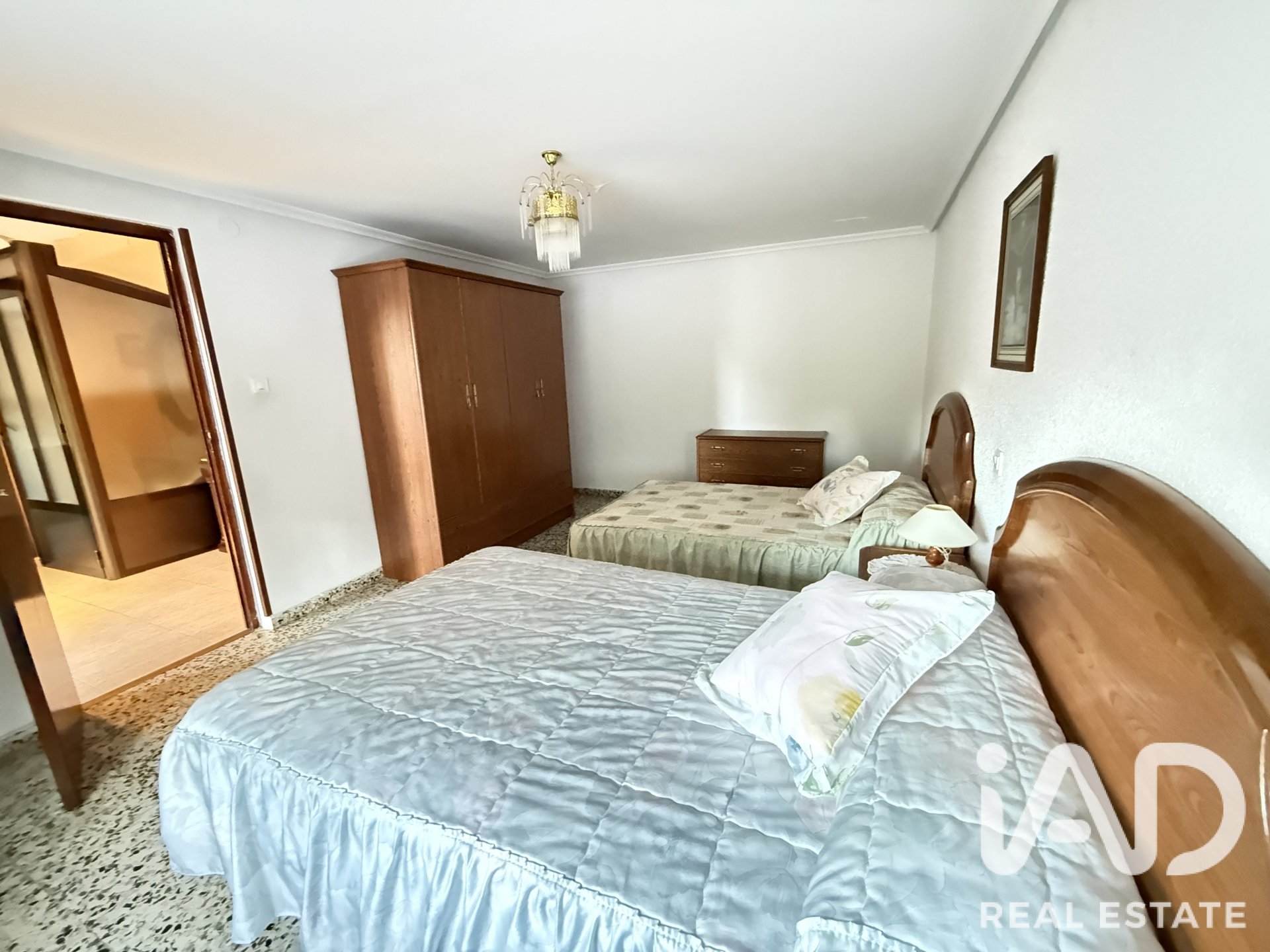 Сasa en Villamañán, León, España 3 dormitorios, 402 m2 No. 193470