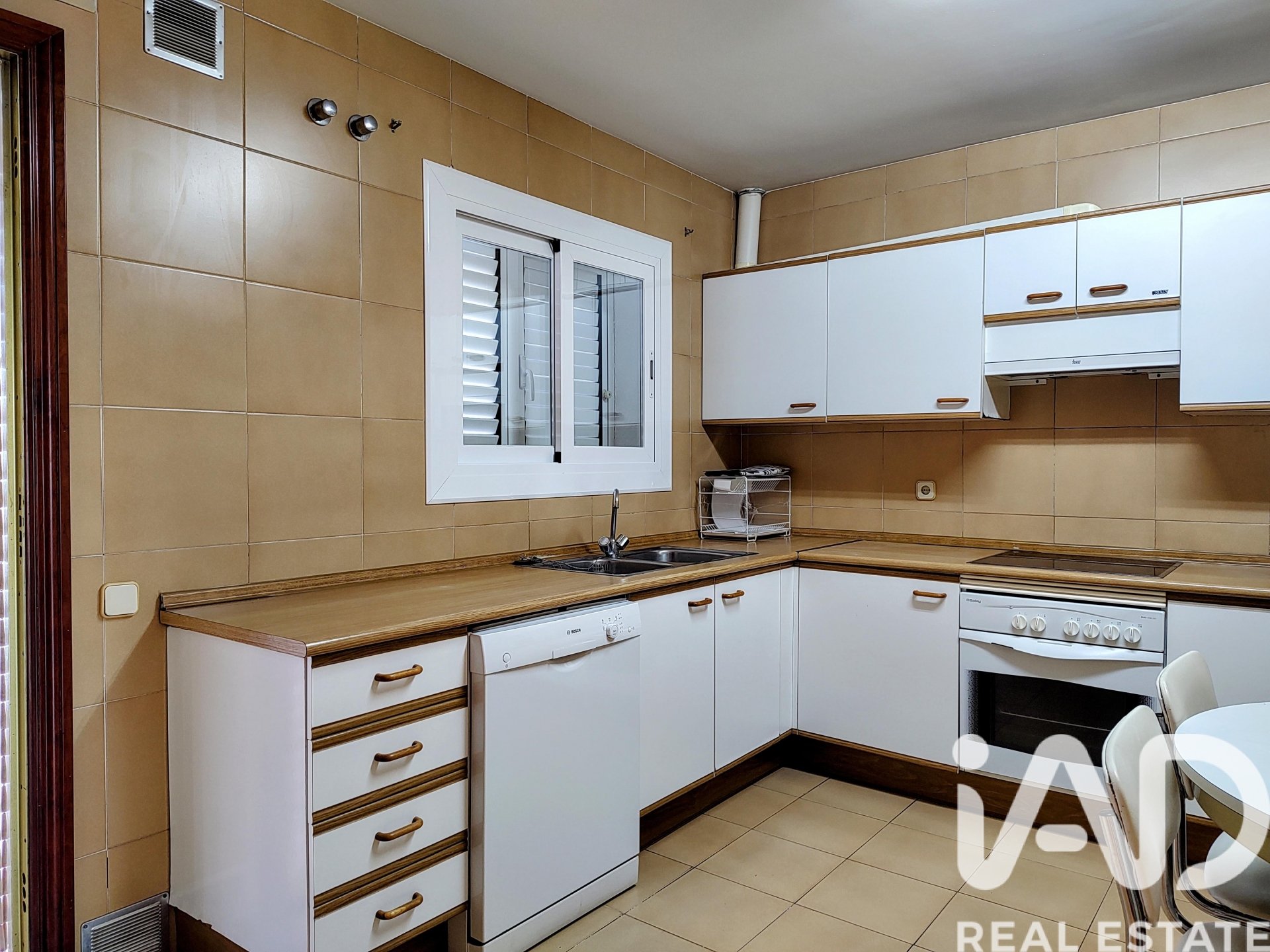 Hus i Sant Pol de Mar, Barcelona, Spanien 4 sovrum, 168 kvm. Nr. 172257