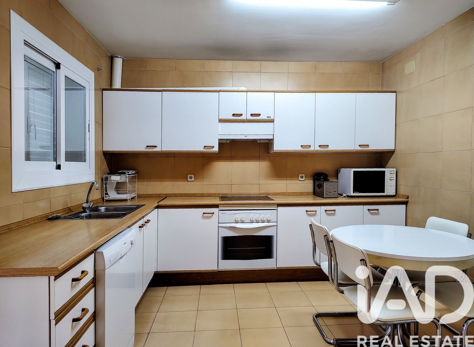Hus i Sant Pol de Mar, Barcelona, Spanien 4 sovrum, 168 kvm. Nr. 172257