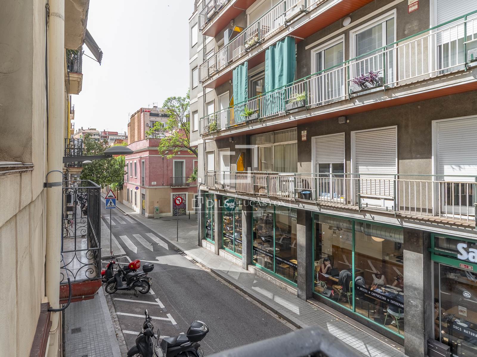 Appartamento a Barcelona, Spagna 2 camere da letto, 79 mq. N° 192799