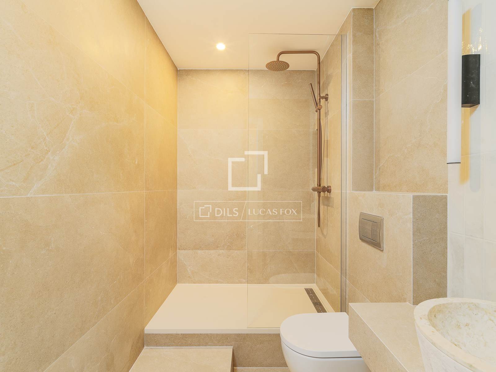 Appartamento a Barcelona, Spagna 2 camere da letto, 79 mq. N° 192799