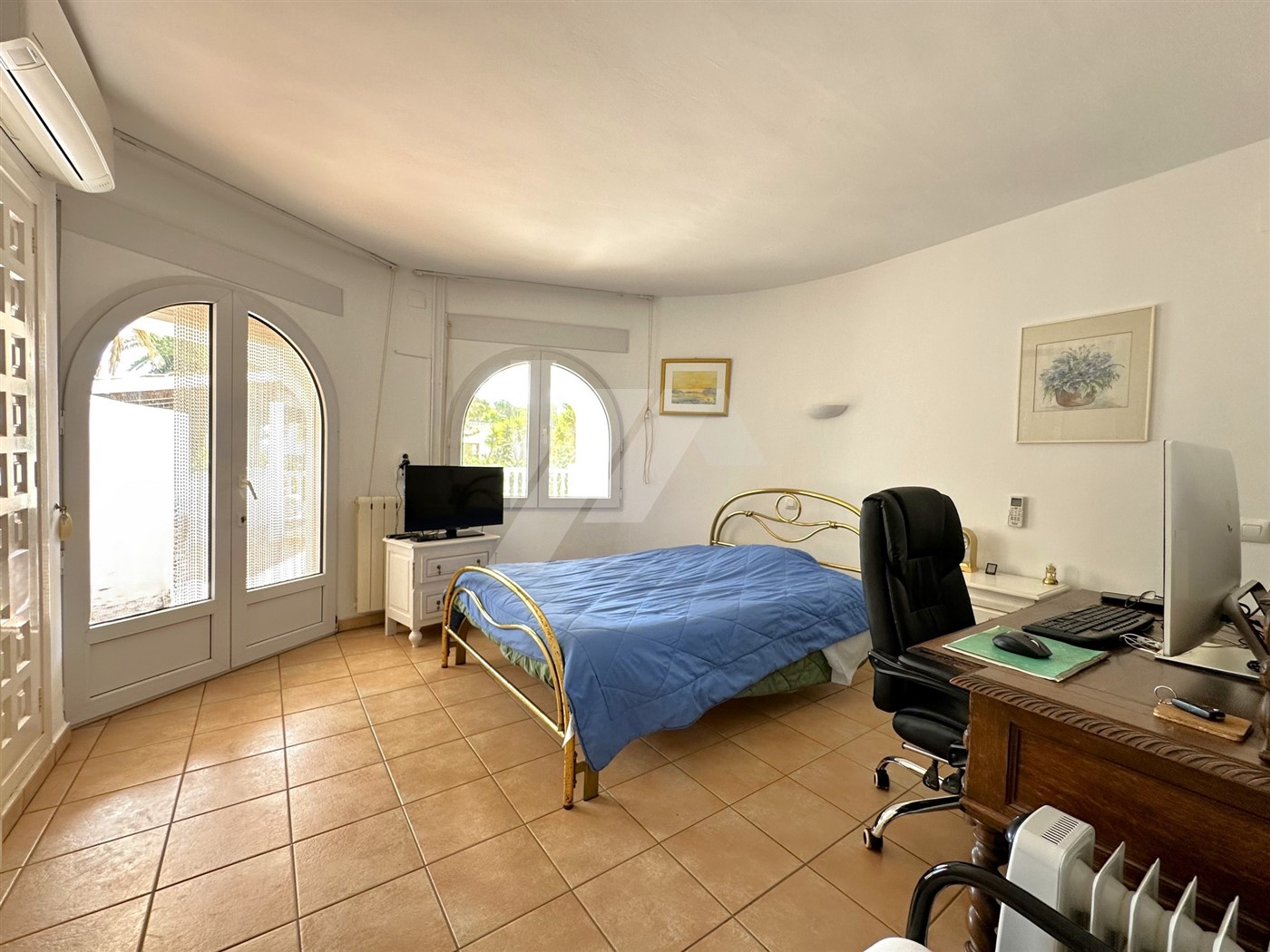 Villa in Moraira, Alicante, Spain 3 bedrooms, 261 sq.m. No. 100609