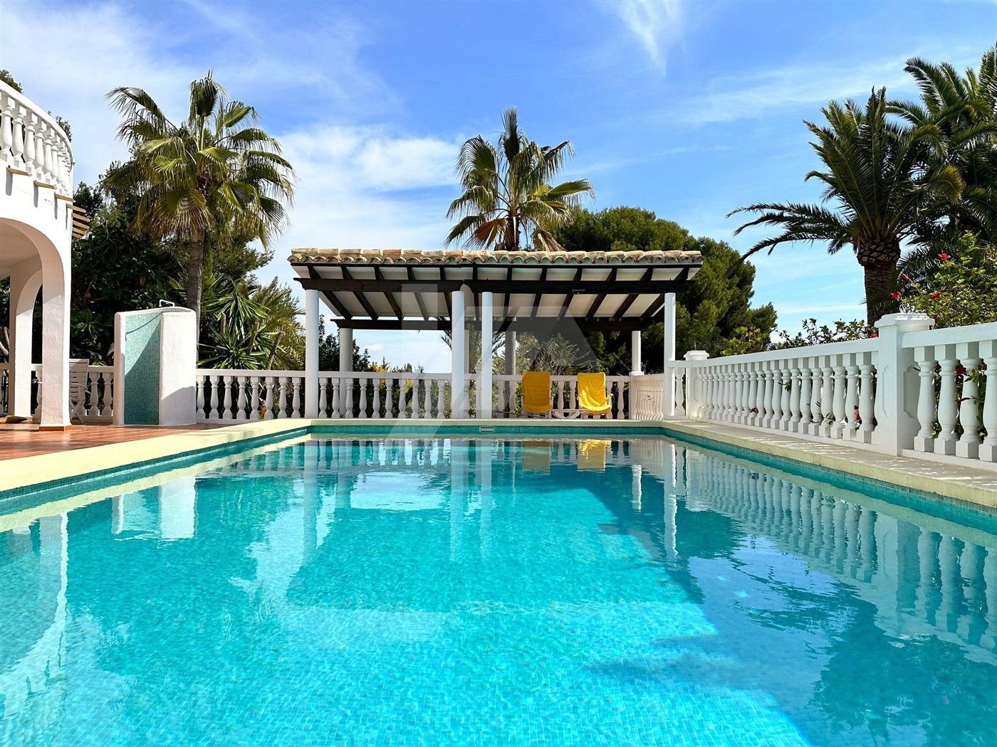 Villa in Moraira, Alicante, Spain 3 bedrooms, 261 sq.m. No. 100609