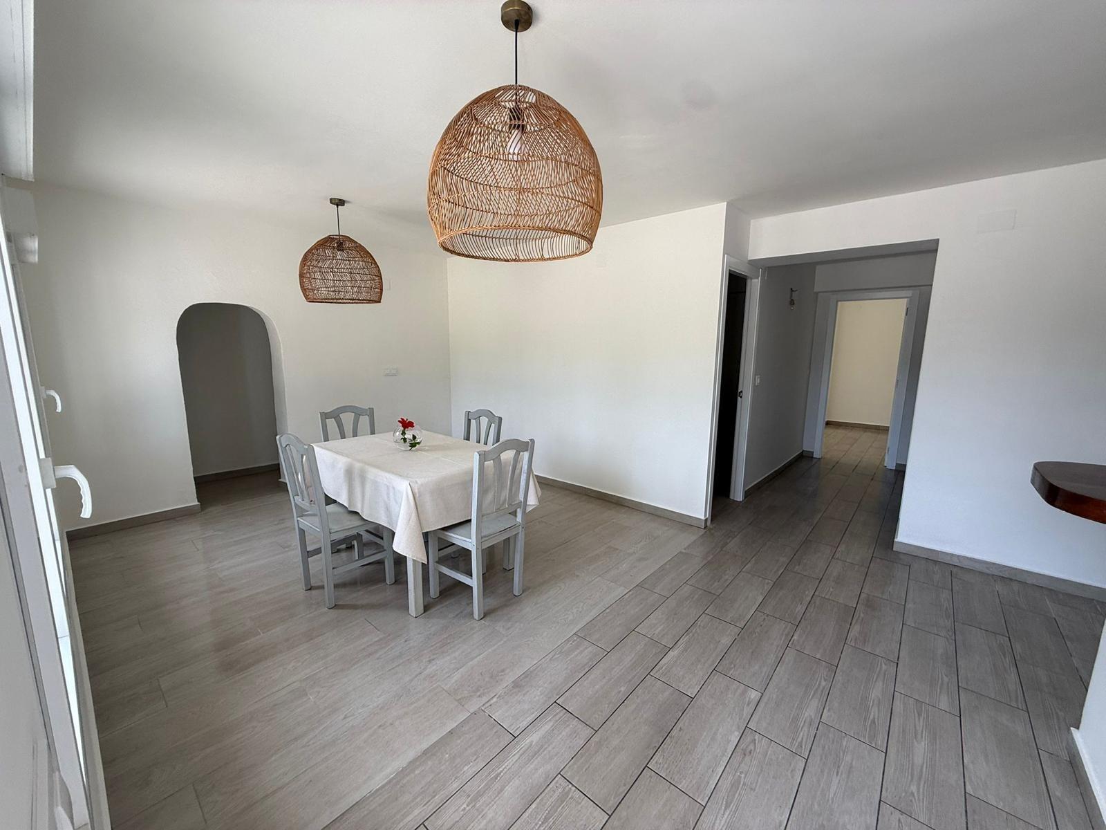 Appartamento a Denia, Alicante, Spagna 5 camere da letto, 350 mq. N° 190483