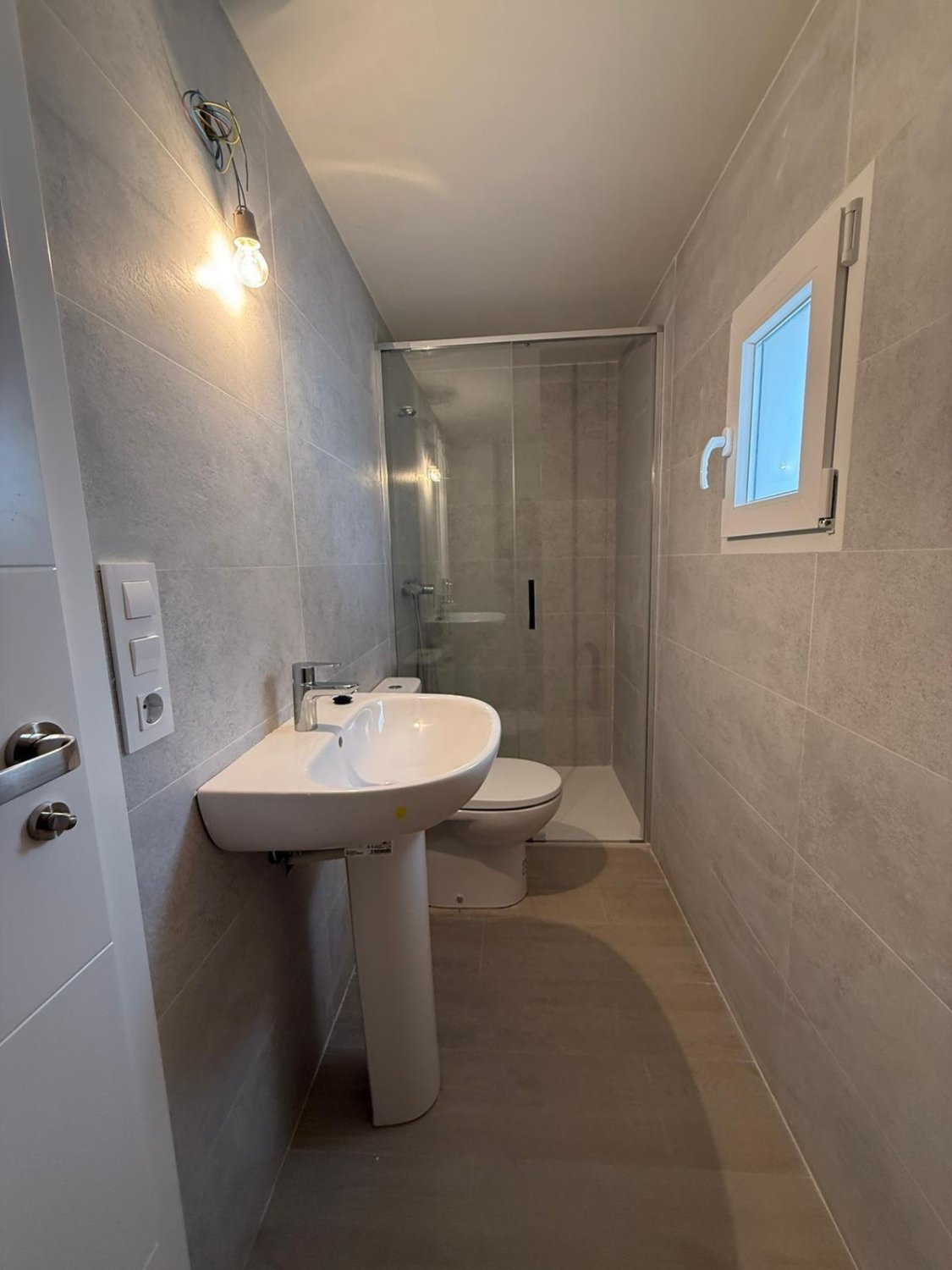 Appartamento a Denia, Alicante, Spagna 5 camere da letto, 350 mq. N° 190483