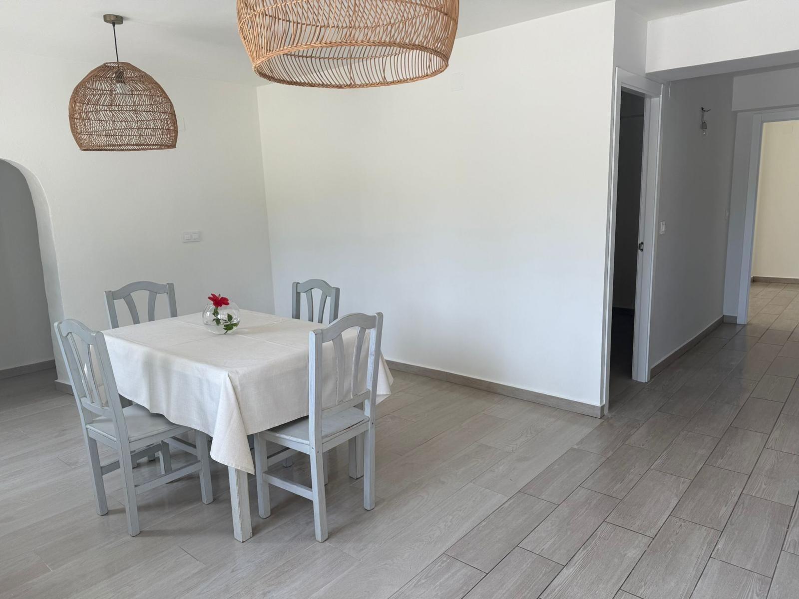 Appartamento a Denia, Alicante, Spagna 5 camere da letto, 350 mq. N° 190483