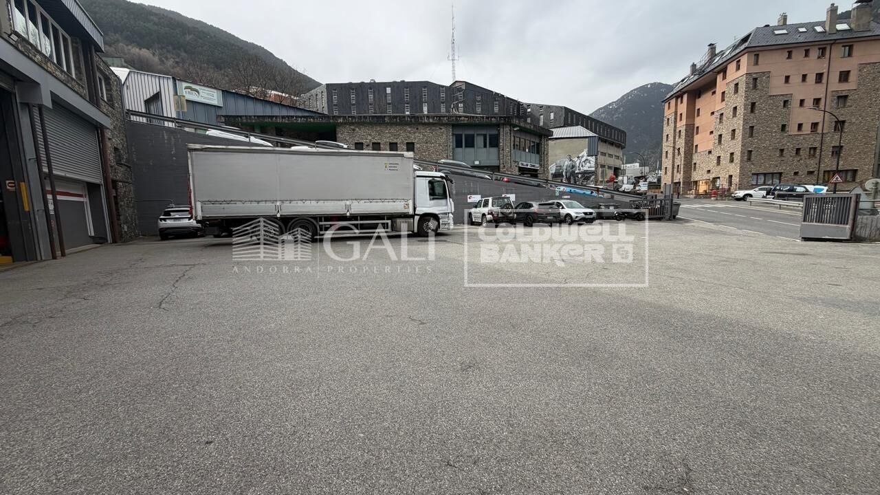 Gewerbeimmobilien in Principado De Andorra (Ninguna Poblacion Tiene C.P.), Lleida, Spanien 1900 m2 Nr. 179215