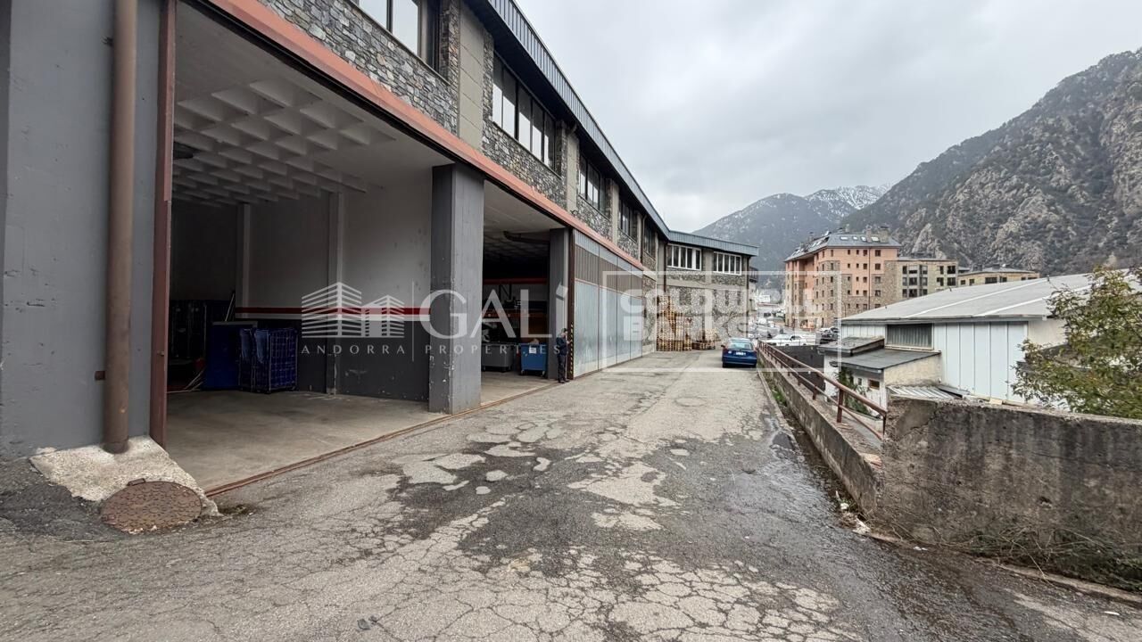 Gewerbeimmobilien in Principado De Andorra (Ninguna Poblacion Tiene C.P.), Lleida, Spanien 1900 m2 Nr. 179215