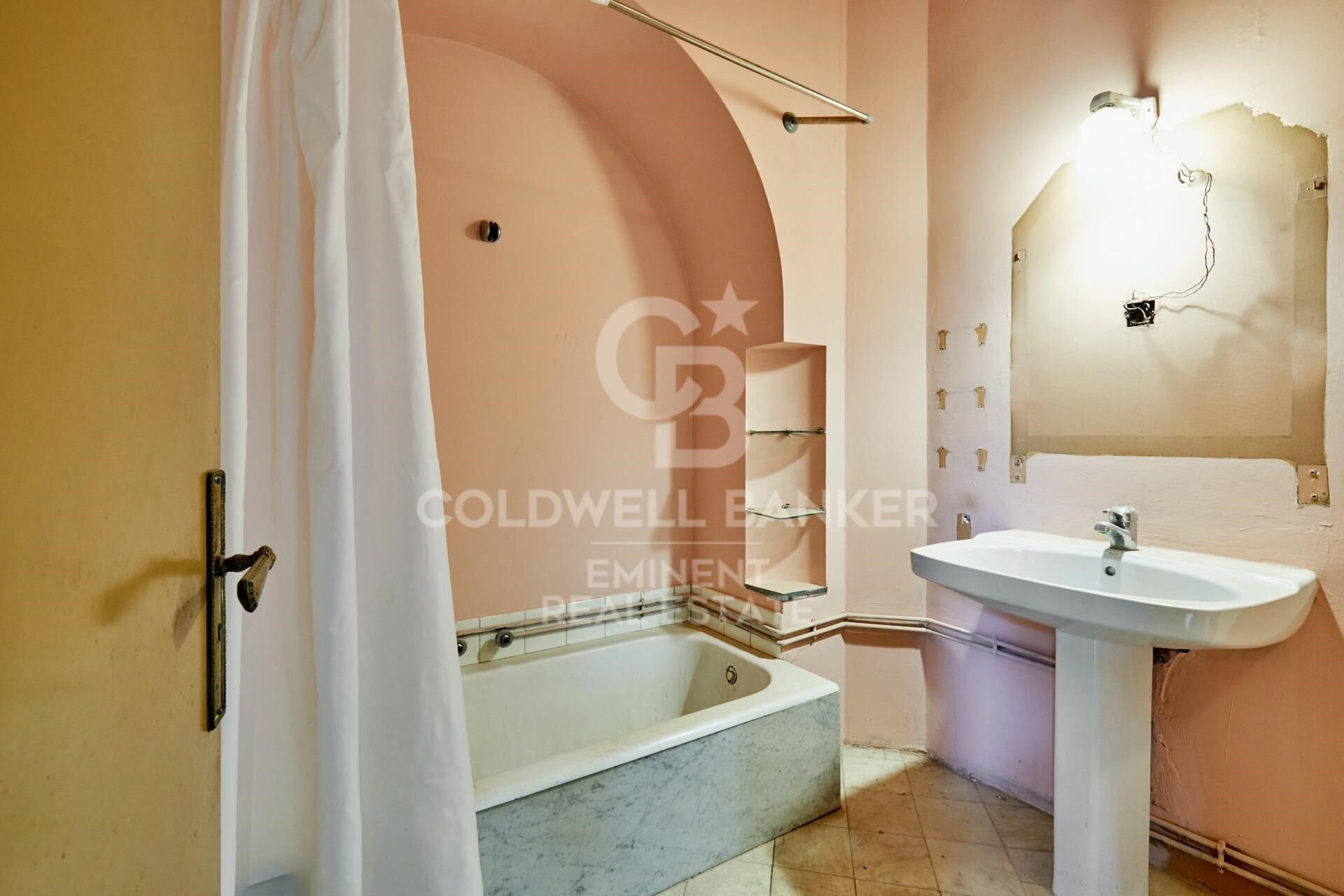 Apartment à Barcelona, Espagne 6 chambres, 202 m2 No. 179216