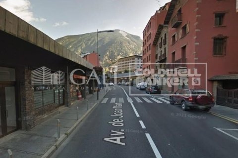 Commercial property à Principado De Andorra (Ninguna Poblacion Tiene C.P.), Lleida, Espagne 191 m2 No. 179217