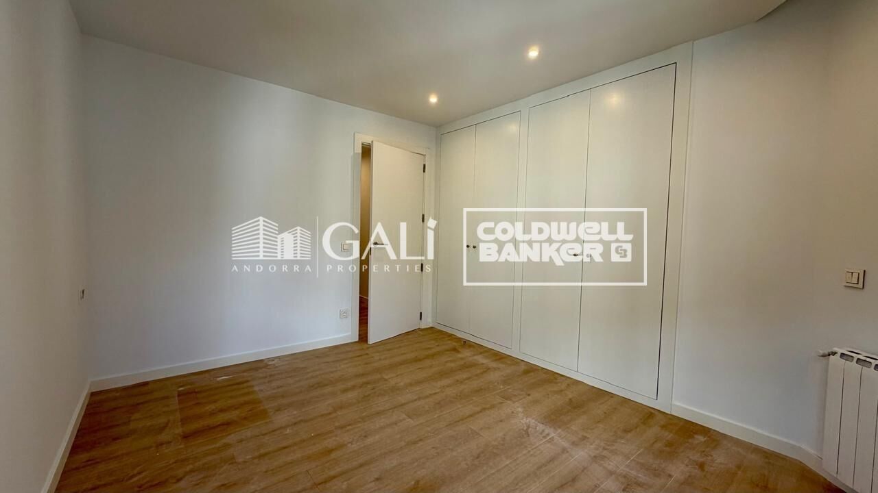 Apartment à Principado De Andorra (Ninguna Poblacion Tiene C.P.), Lleida, Espagne 3 chambres, 113 m2 No. 179212