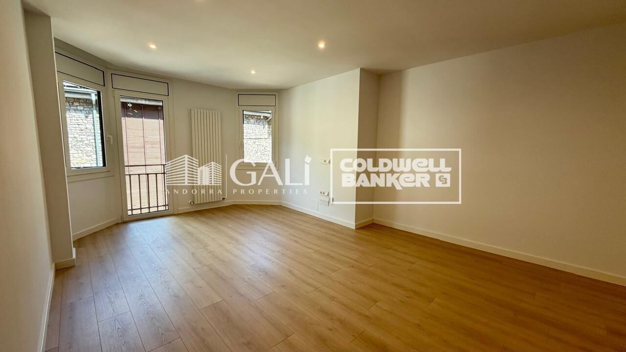 Apartment à Principado De Andorra (Ninguna Poblacion Tiene C.P.), Lleida, Espagne 3 chambres, 113 m2 No. 179212