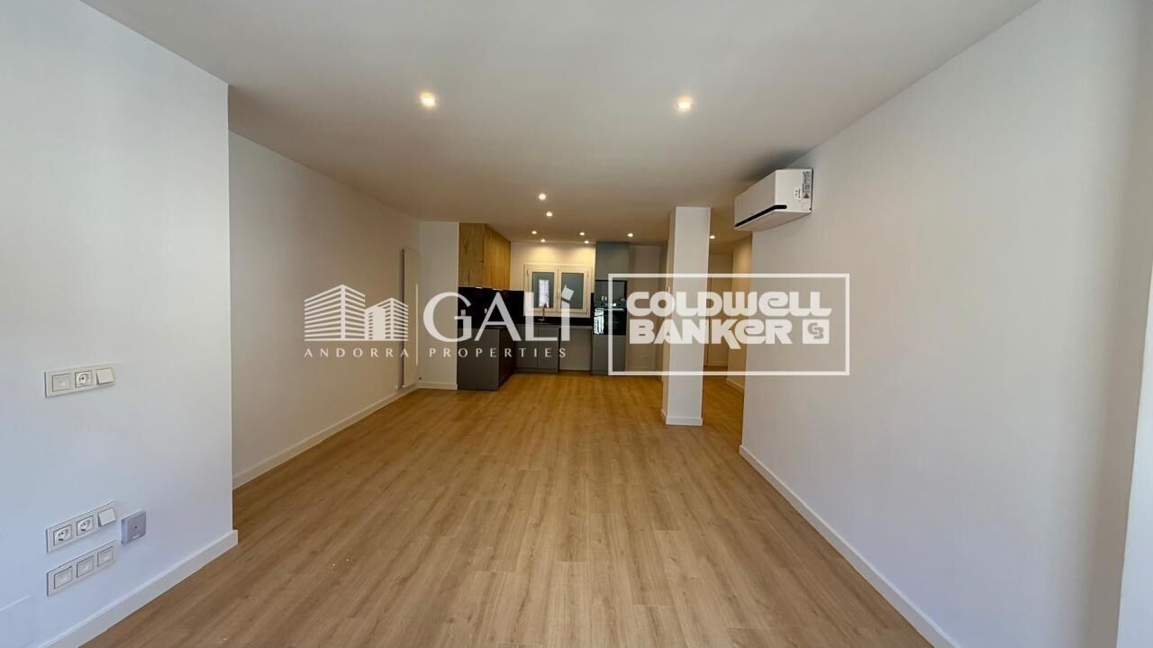 Apartment à Principado De Andorra (Ninguna Poblacion Tiene C.P.), Lleida, Espagne 3 chambres, 113 m2 No. 179212