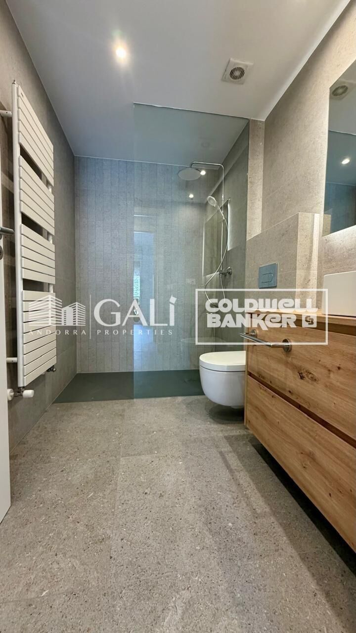 Apartment à Principado De Andorra (Ninguna Poblacion Tiene C.P.), Lleida, Espagne 3 chambres, 113 m2 No. 179212