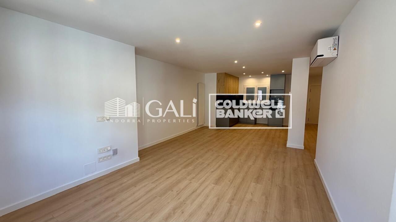 Apartment à Principado De Andorra (Ninguna Poblacion Tiene C.P.), Lleida, Espagne 3 chambres, 113 m2 No. 179212