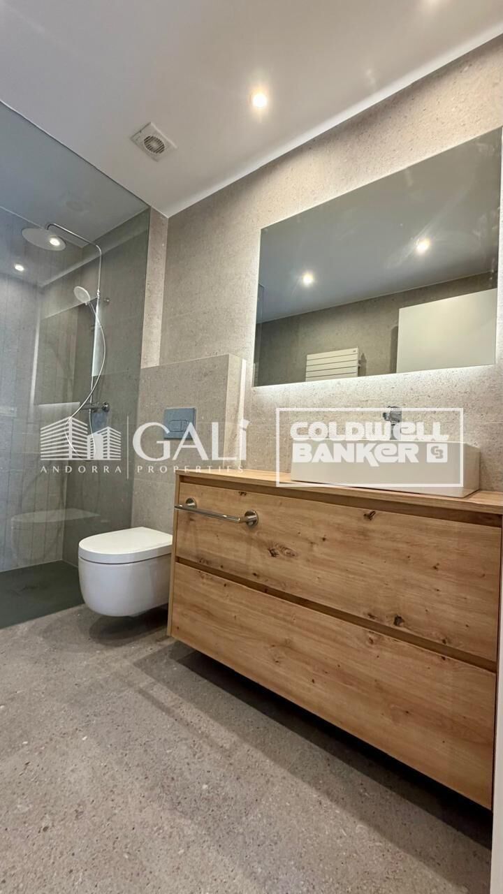 Apartment à Principado De Andorra (Ninguna Poblacion Tiene C.P.), Lleida, Espagne 3 chambres, 113 m2 No. 179212