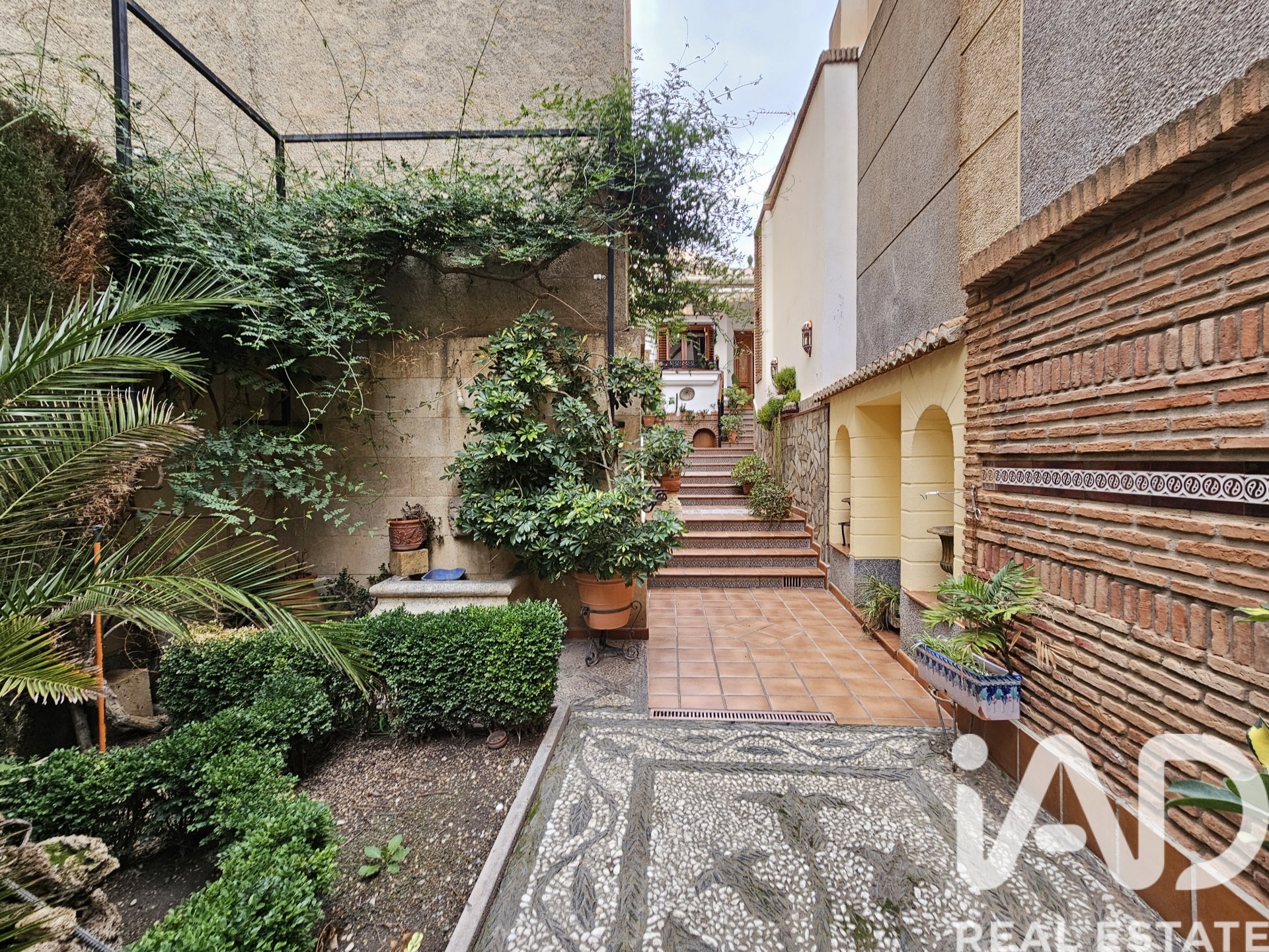Hus i Durcal, Granada, Spanien 4 sovrum, 314 kvm. Nr. 152437