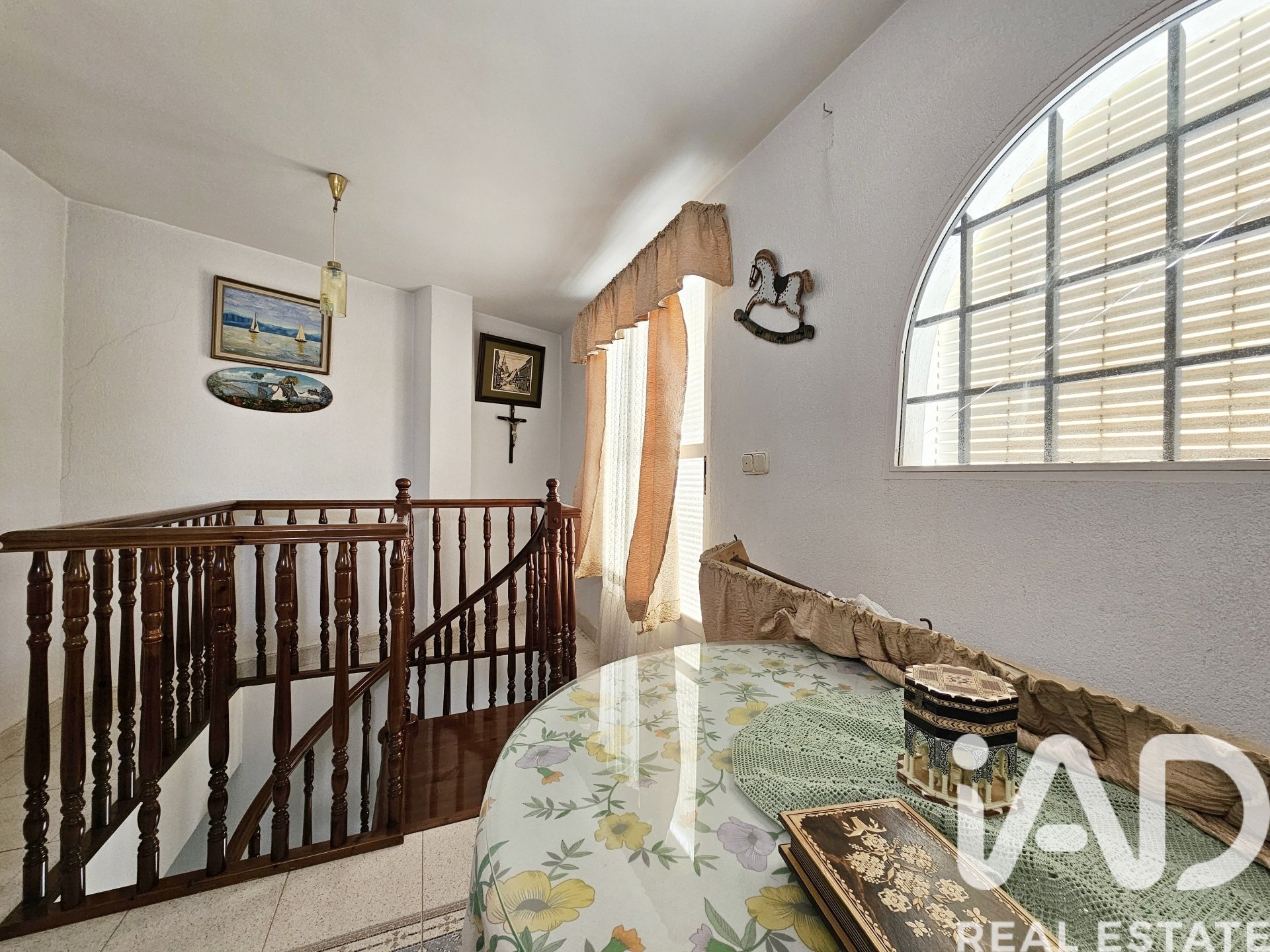 Hus i Durcal, Granada, Spanien 4 sovrum, 314 kvm. Nr. 152437
