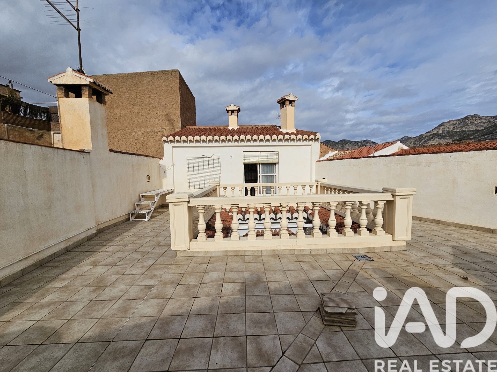 Hus i Durcal, Granada, Spanien 4 sovrum, 314 kvm. Nr. 152437