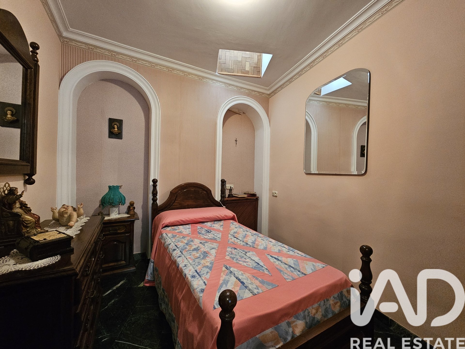 Hus i Durcal, Granada, Spanien 4 sovrum, 314 kvm. Nr. 152437