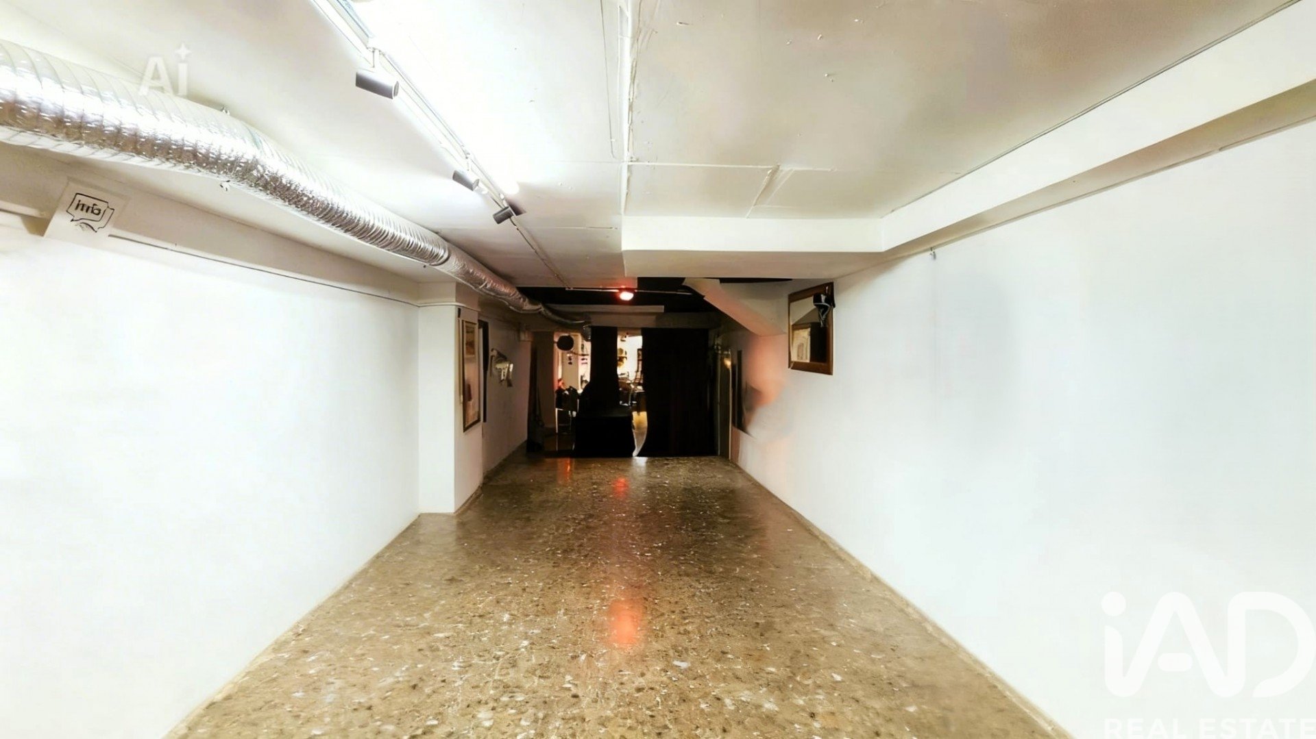 Komerciāls īpašums Barcelona, Spānijā 213 m2 Nr. 152439