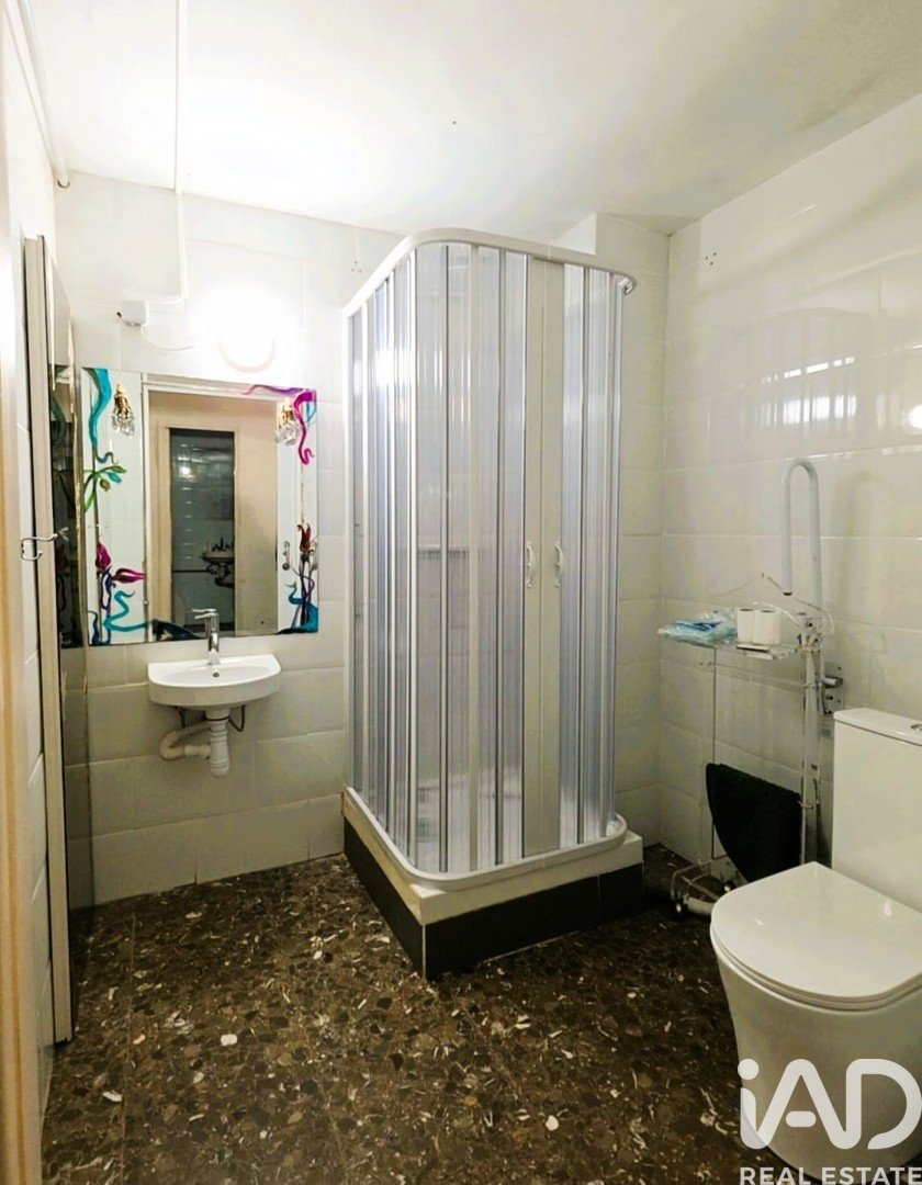 Komerciāls īpašums Barcelona, Spānijā 213 m2 Nr. 152439