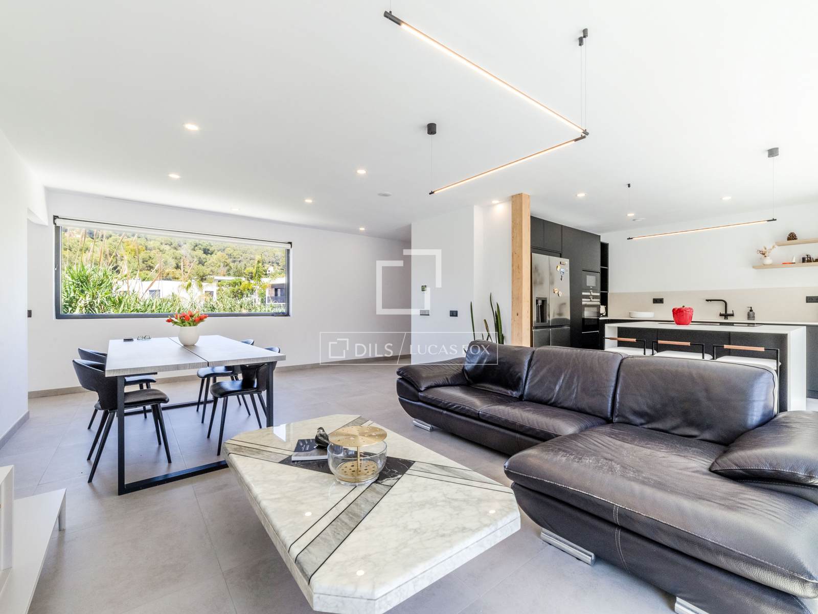 Villa i Sitges, Barcelona, Spanien 4 sovrum, 252 kvm. Nr. 168314