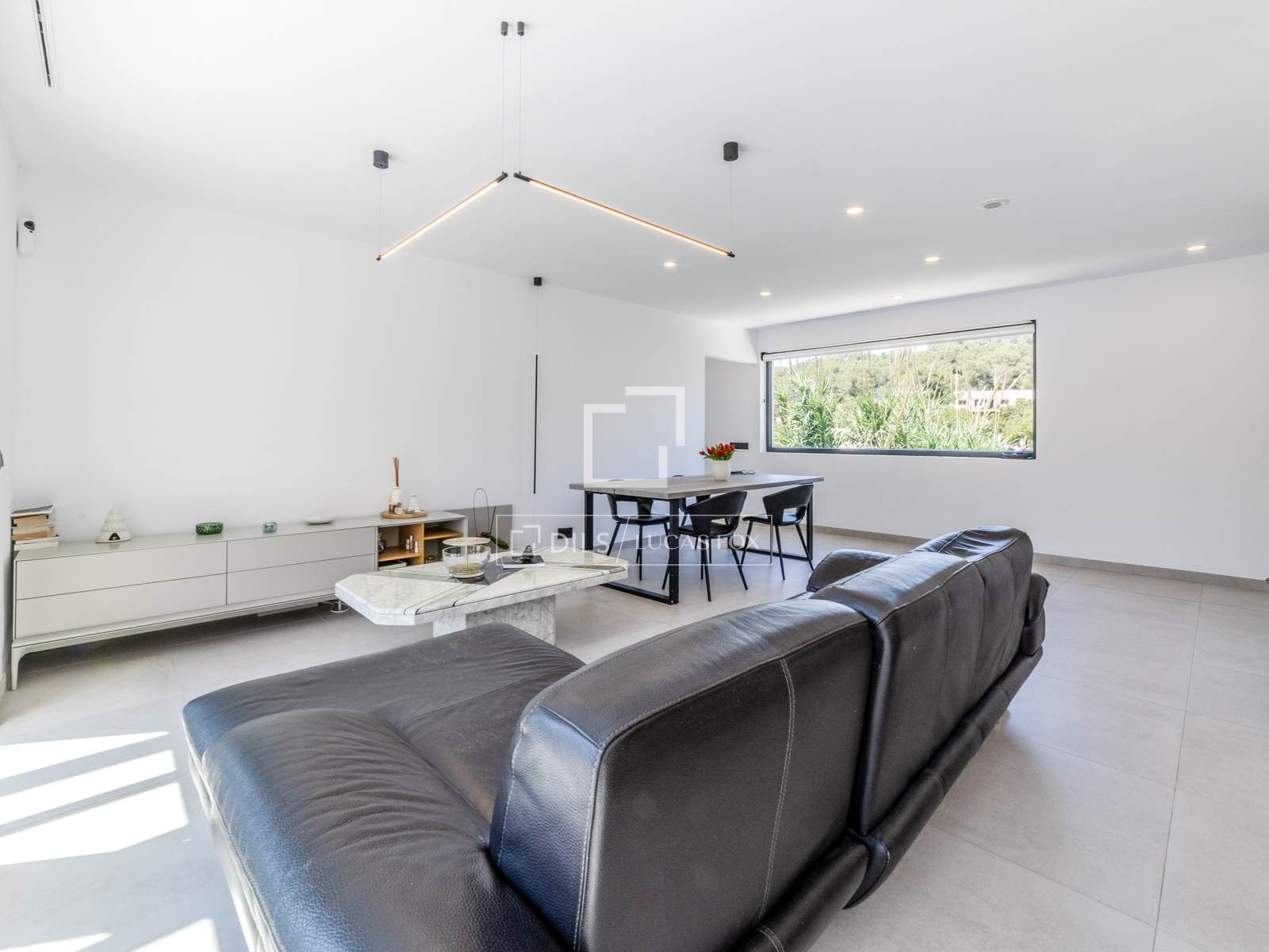 Villa i Sitges, Barcelona, Spanien 4 sovrum, 252 kvm. Nr. 168314