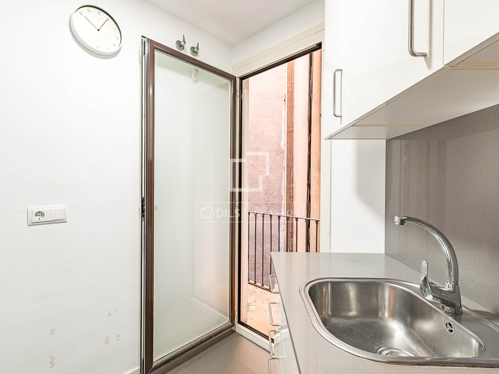 Appartamento a Barcelona, Spagna 2 camere da letto, 71 mq. N° 168315