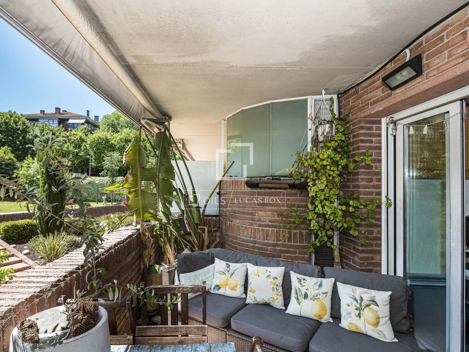Apartamento en Sant Cugat del Vallès, Barcelona, España 4 dormitorios, 120 m2 No. 168316