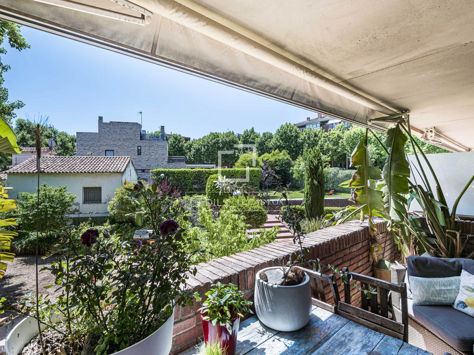 Apartamento en Sant Cugat del Vallès, Barcelona, España 4 dormitorios, 120 m2 No. 168316