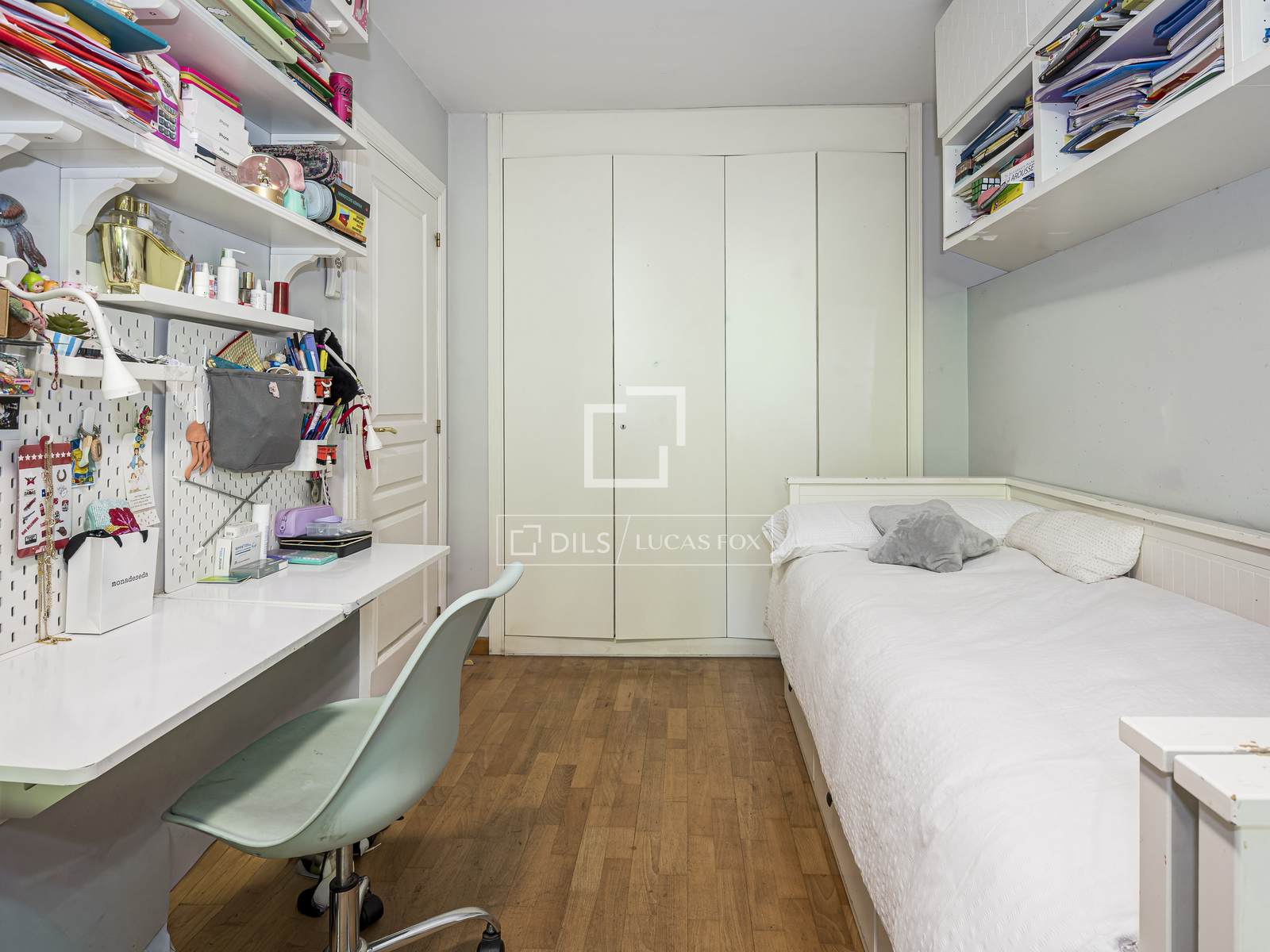 Apartamento en Sant Cugat del Vallès, Barcelona, España 4 dormitorios, 120 m2 No. 168316
