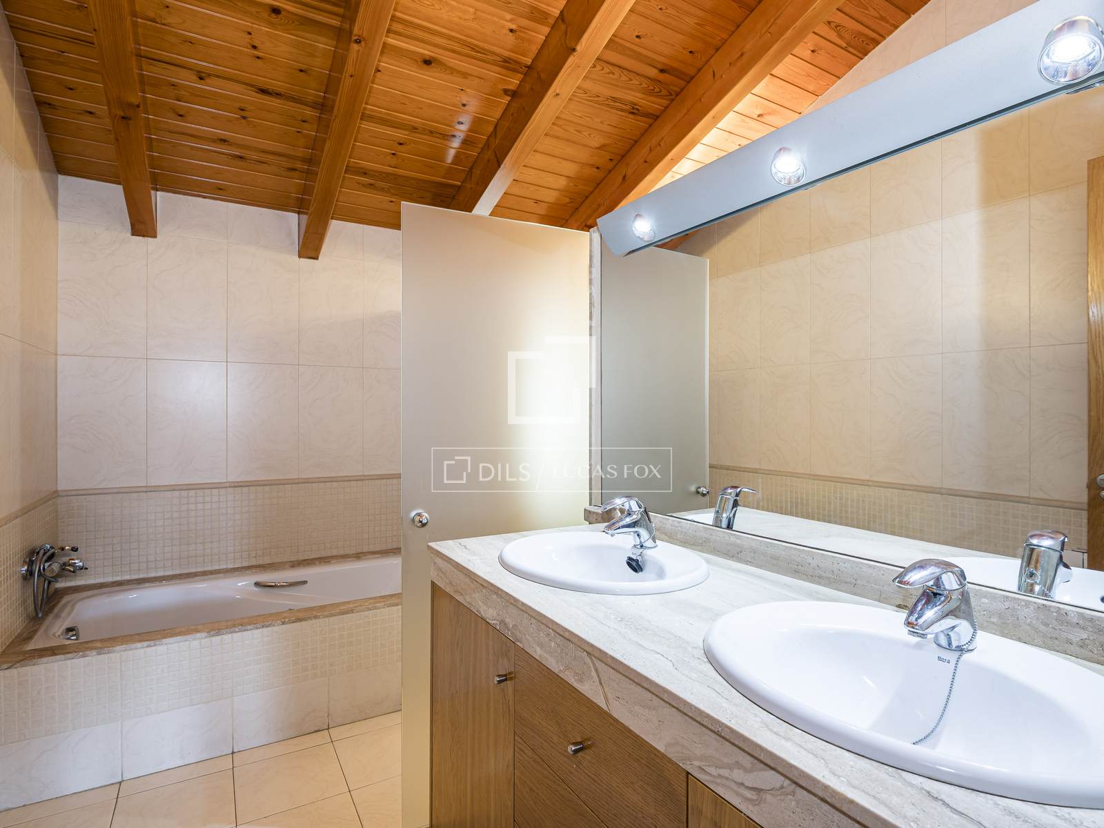 Villa en Sant Cugat del Vallès, Barcelona, España 5 dormitorios, 535 m2 No. 168313