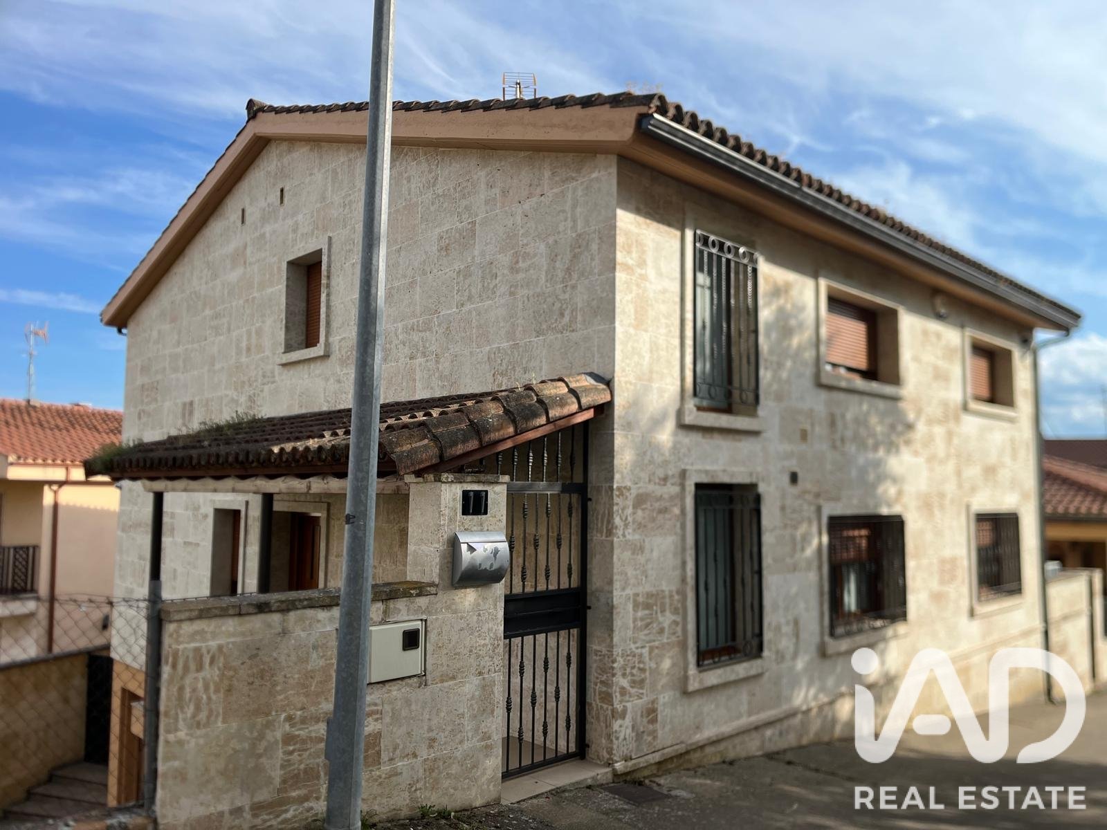 Dom w Ciudad Rodrigo, Salamanca, Hiszpania 4 sypialnie, 422 mkw. nr 188042