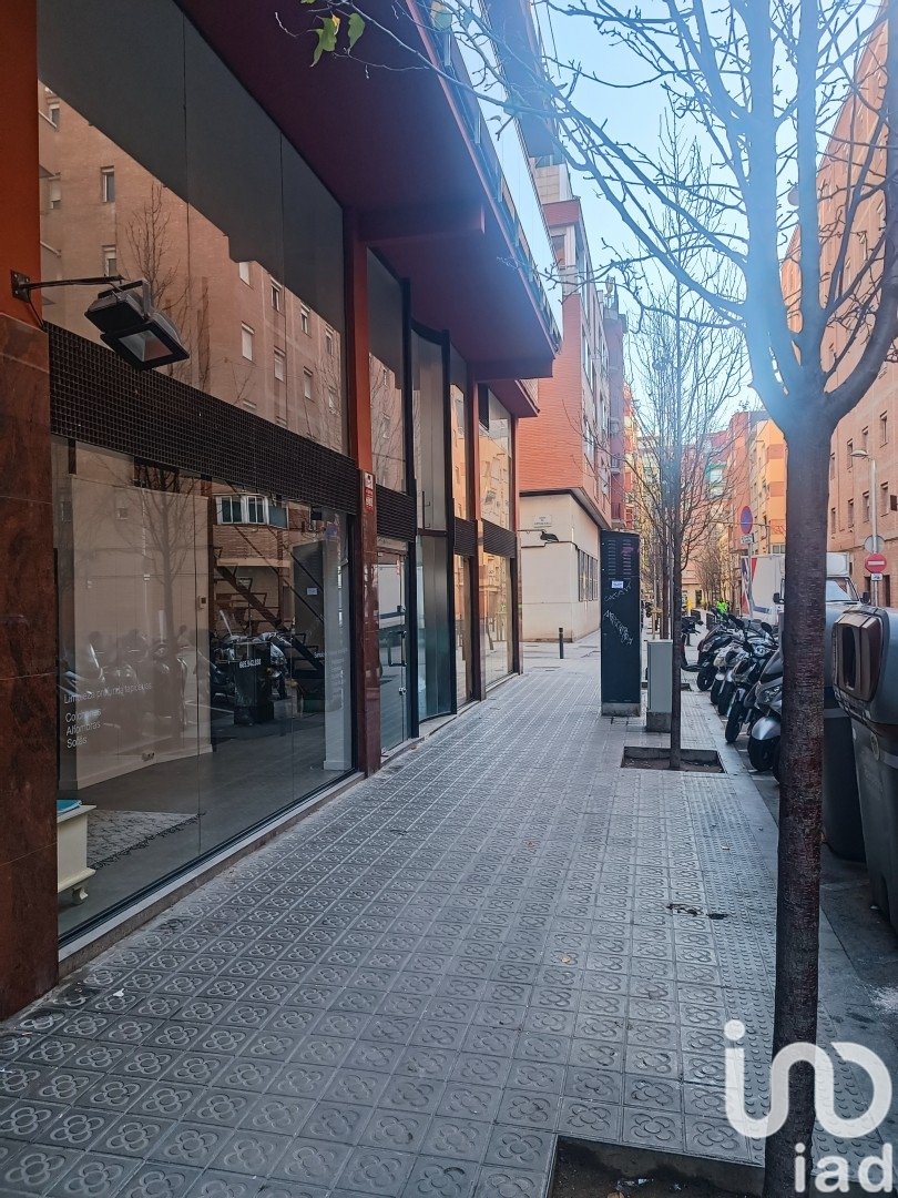 Propiedad comercial en Barcelona, España 70 m2 No. 173378