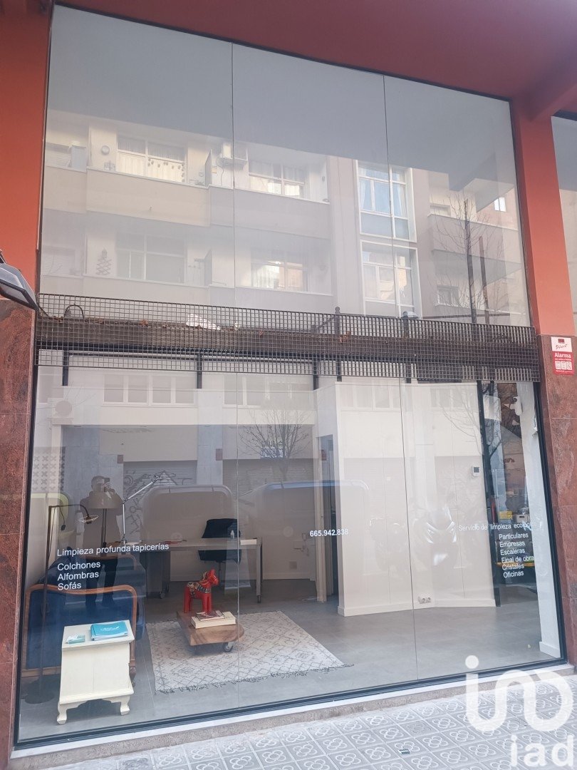 Propiedad comercial en Barcelona, España 70 m2 No. 173378