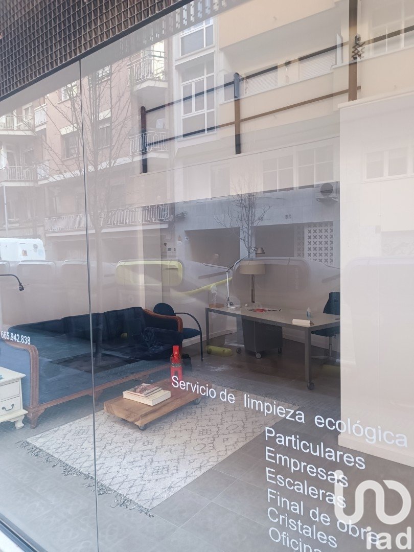 Propiedad comercial en Barcelona, España 70 m2 No. 173378