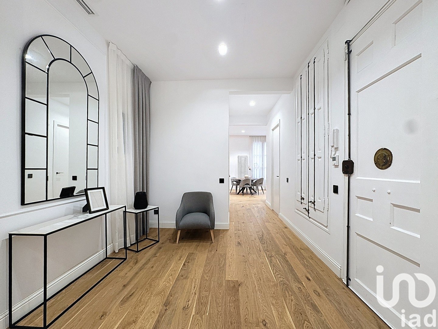 Apartment in Barcelona, Spain 3 bedrooms, 158 sq.m. No. 173376