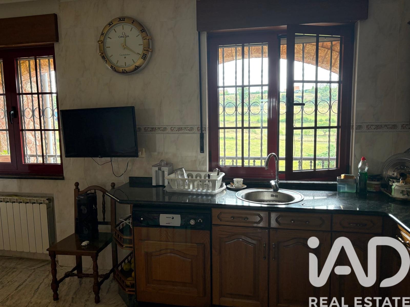 House in Aviles, Asturias, Spain 6 bedrooms, 368 sq.m. No. 152781