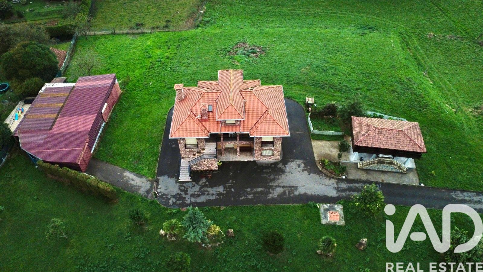 House in Aviles, Asturias, Spain 6 bedrooms, 368 sq.m. No. 152781