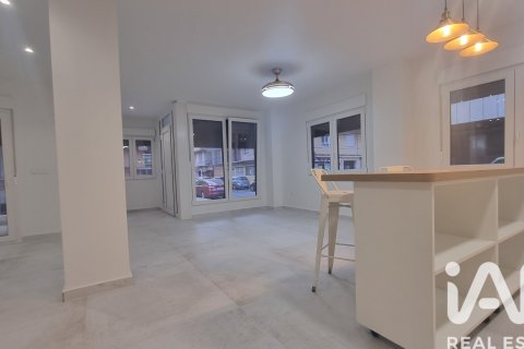 Huoneisto Torrevieja, Alicante, Espanja 3 makuuhuonetta, 171 m2 No. 152785