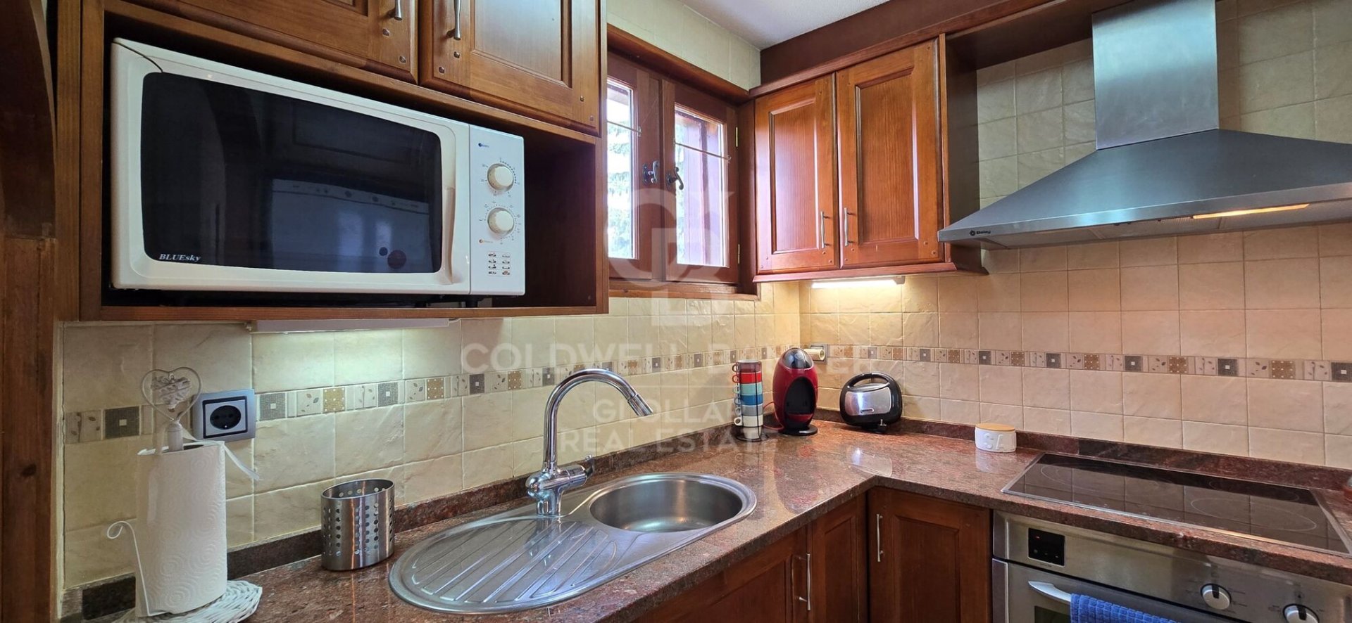 Дом в Испании 4 спальни, 140м2 №179204
