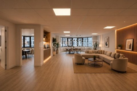 Office à Principado De Andorra (Ninguna Poblacion Tiene C.P.), Lleida, Espagne 146 m2 No. 179205