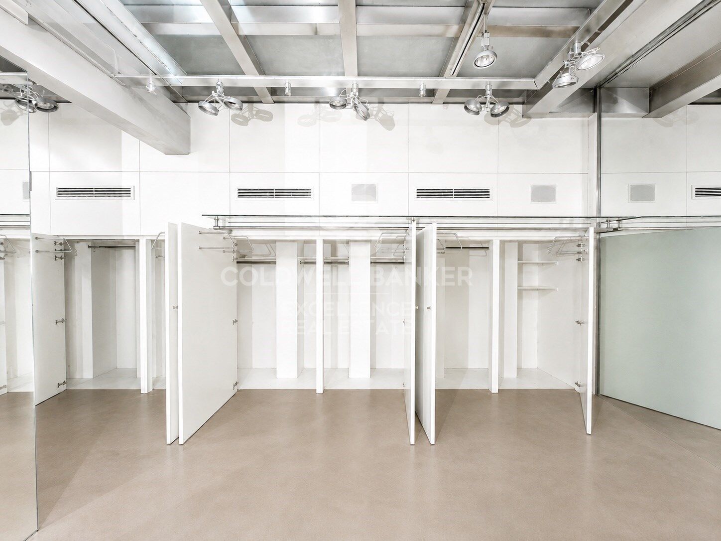 Lokal usługowy w Valencia, Hiszpania 110 mkw. nr 179209