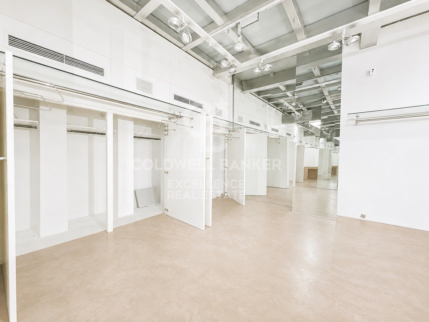 Lokal usługowy w Valencia, Hiszpania 110 mkw. nr 179209